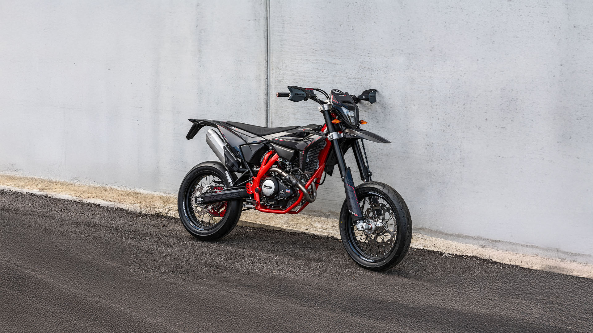 BETA RR Motard 4 T 125 R outdoor